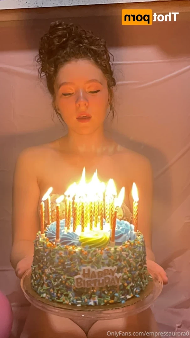 empressaurora0 Onlyfans leaked photo 15680552 on Hotleaks.tv