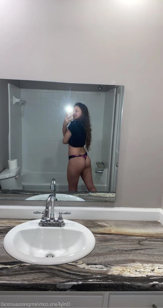 empressaurora0 Onlyfans leaked photo 15938984 on Hotleaks.tv