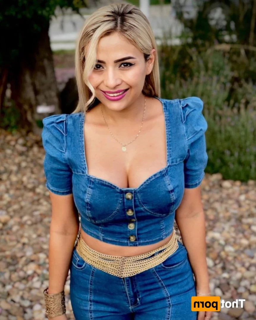 Alemia Rojas [ alemiarojas ] Onlyfans leaked photo 16371271 on Hotleaks.tv
