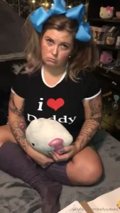 The MlLF next door [ kellyydawn ] Onlyfans leaked video 12531311 on Hotleaks.tv