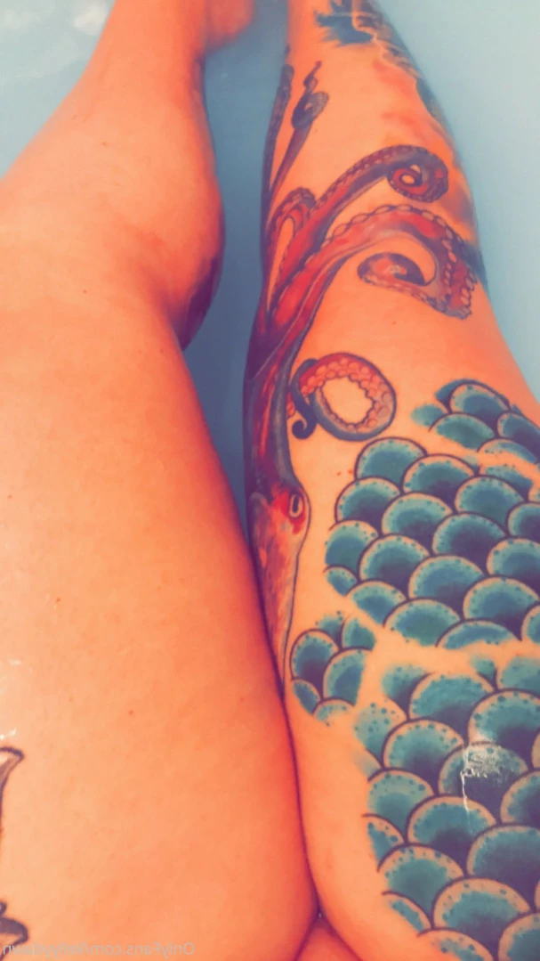 The MlLF next door [ kellyydawn ] Onlyfans leaked photo 13306799 on Hotleaks.tv