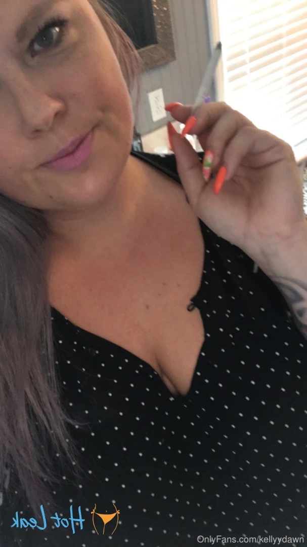 The MlLF next door [ kellyydawn ] Onlyfans leaked photo 13589221 on Hotleaks.tv