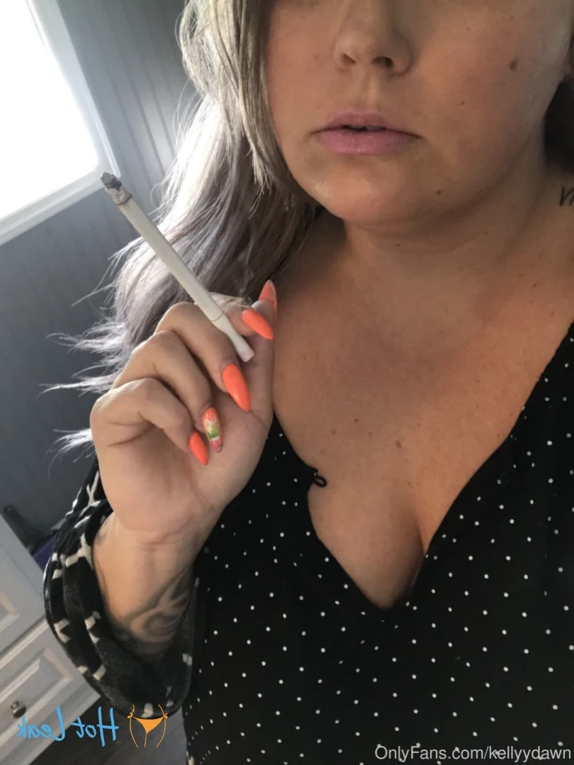 The MlLF next door [ kellyydawn ] Onlyfans leaked photo 16138329 on Hotleaks.tv
