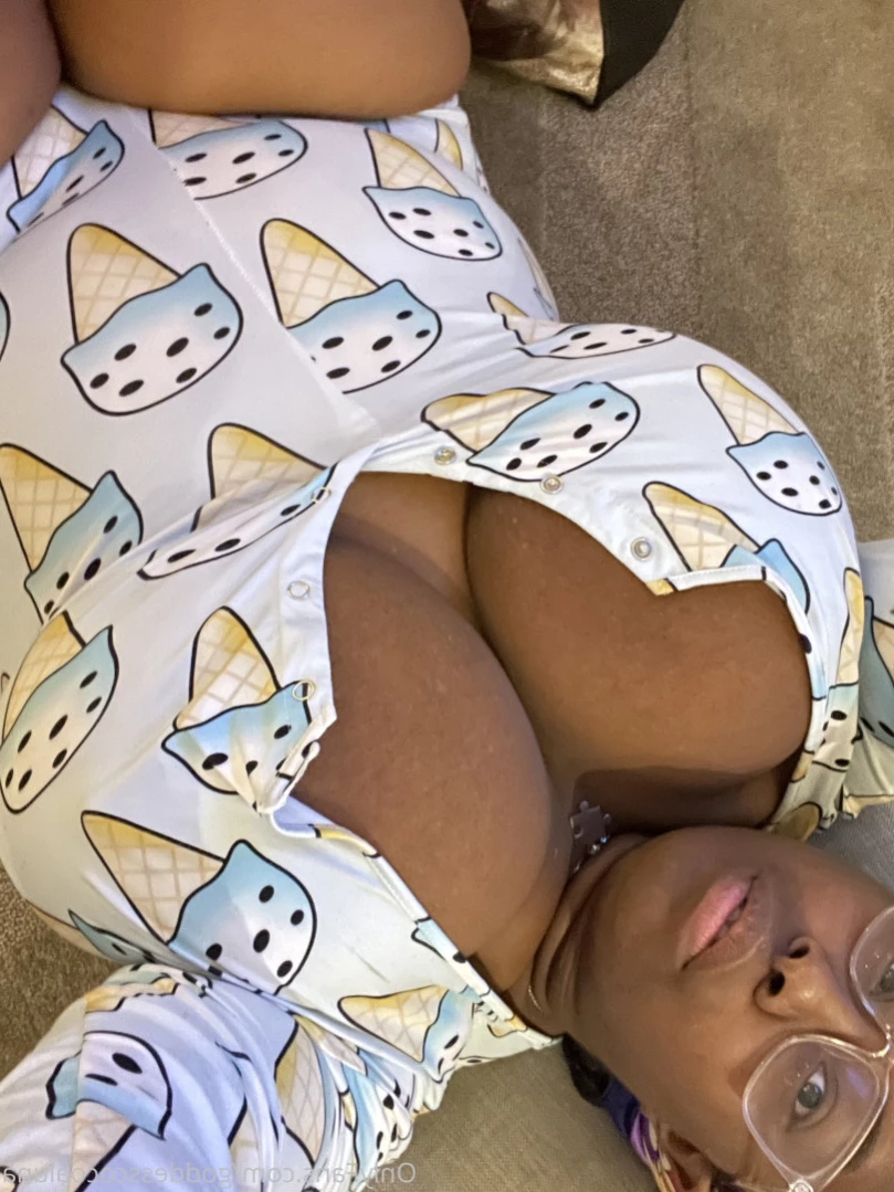 Goddess✨CocoaLuna [ goddesscocoaluna ] Onlyfans leaked photo 13002479 on Hotleaks.tv