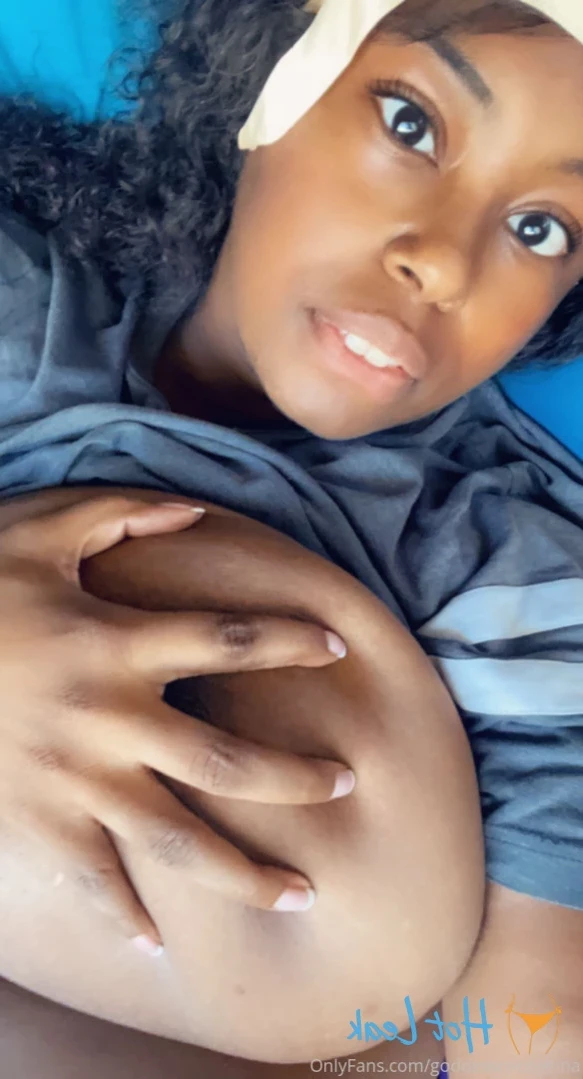 Goddess✨CocoaLuna [ goddesscocoaluna ] Onlyfans leaked photo 15962322 on Hotleaks.tv