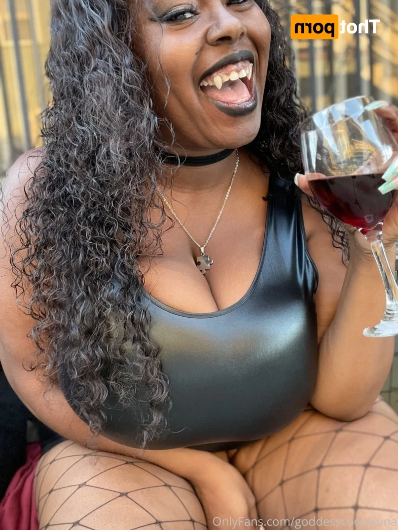 Goddess✨CocoaLuna [ goddesscocoaluna ] Onlyfans leaked photo 16311369 on Hotleaks.tv