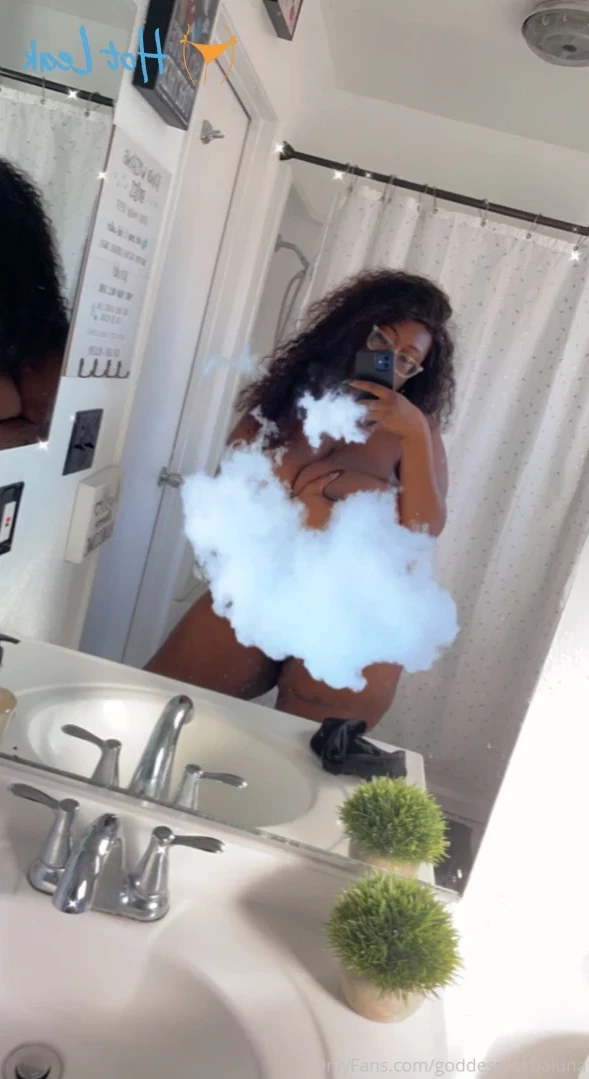 Goddess✨CocoaLuna [ goddesscocoaluna ] Onlyfans leaked photo 16364147 on Hotleaks.tv