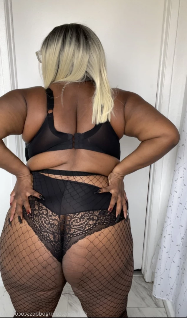 Goddess✨CocoaLuna [ goddesscocoaluna ] Onlyfans leaked photo 16364150 on Hotleaks.tv