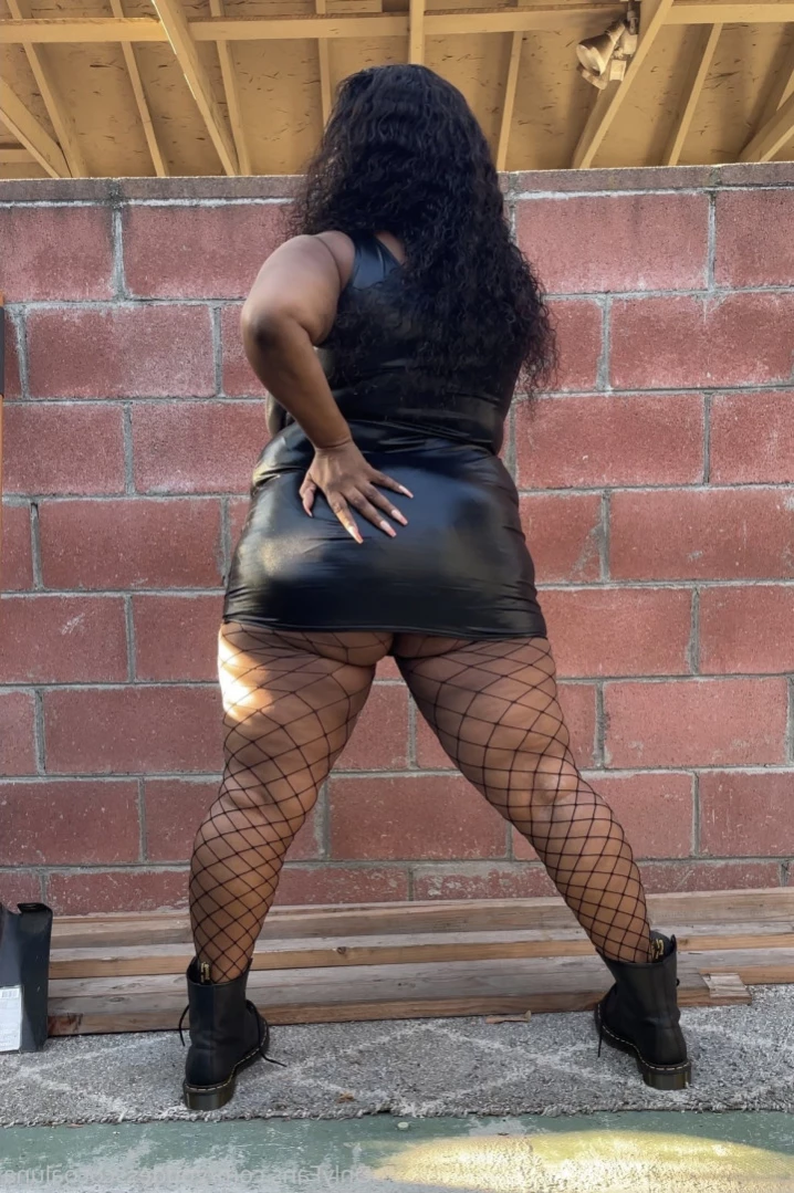 Goddess✨CocoaLuna [ goddesscocoaluna ] Onlyfans leaked photo 16364162 on Hotleaks.tv