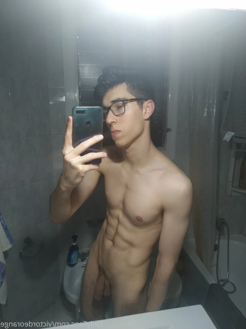 Victor de Orange 🧡 [ victordeorange ] Onlyfans leaked photo 12751665 on Hotleaks.tv
