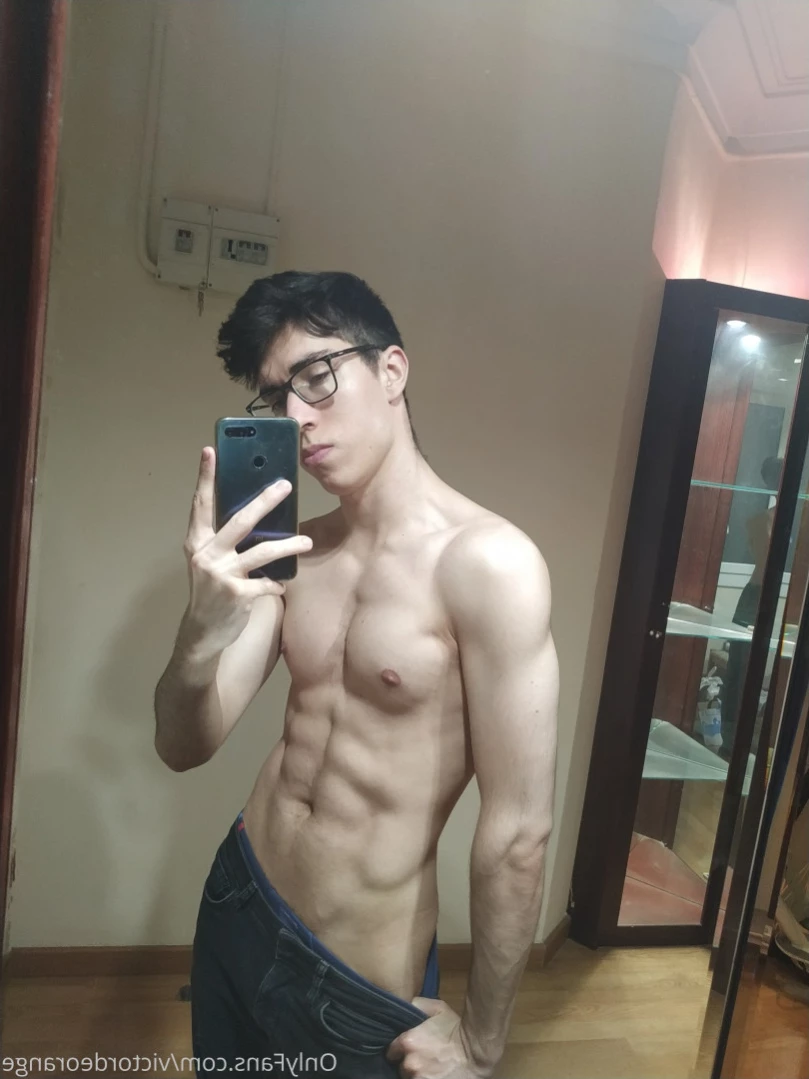 Victor de Orange 🧡 [ victordeorange ] Onlyfans leaked photo 12970958 on Hotleaks.tv