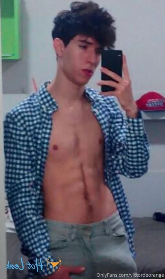 Victor de Orange 🧡 [ victordeorange ] Onlyfans leaked photo 14041924 on Hotleaks.tv
