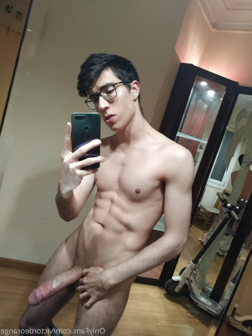 Victor de Orange 🧡 [ victordeorange ] Onlyfans leaked photo 15589672 on Hotleaks.tv