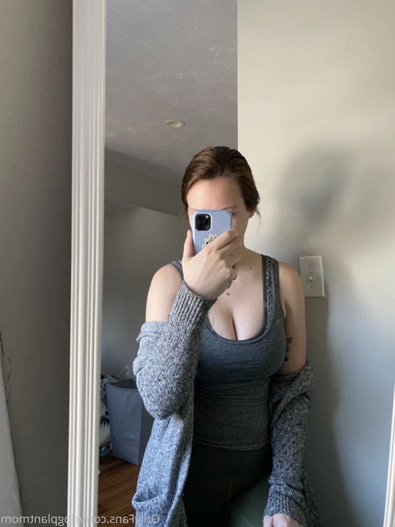 dogplantmom Onlyfans leaked photo 14014998 on Hotleaks.tv