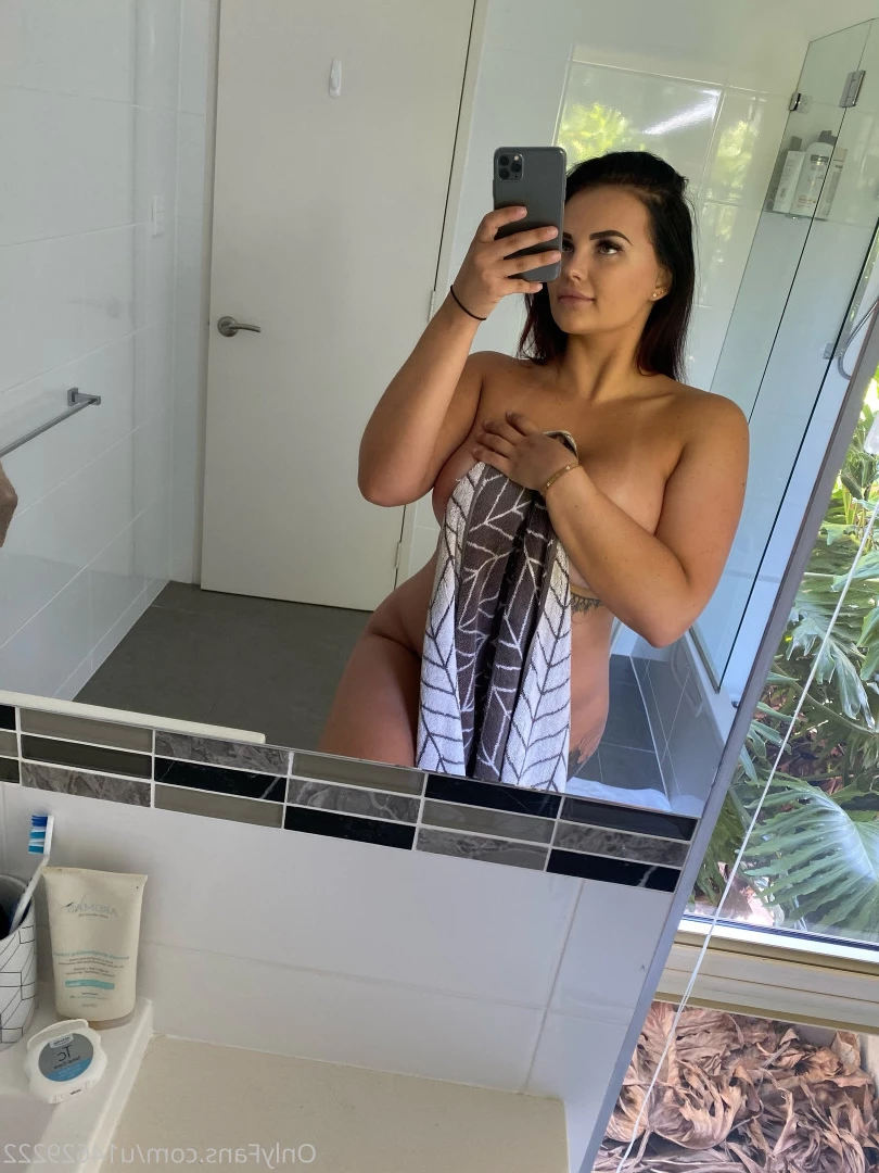 Renee Gracie 💦 Queen. Ex SuperCar Driver [ reneegracie ] Onlyfans leaked photo 7712882 on Hotleaks.tv