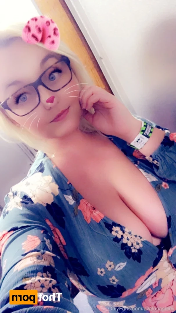 M I S S A V A L O N A S H👑 V I P [ avalonashvip ] Onlyfans leaked photo 16441277 on Hotleaks.tv