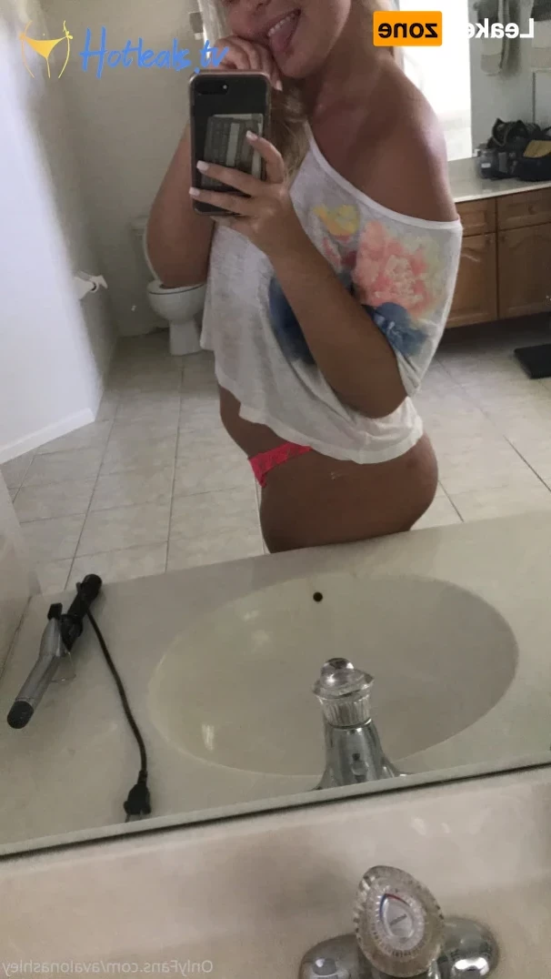 M I S S A V A L O N A S H👑 V I P [ avalonashvip ] Onlyfans leaked photo 16441400 on Hotleaks.tv