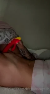 15571385
