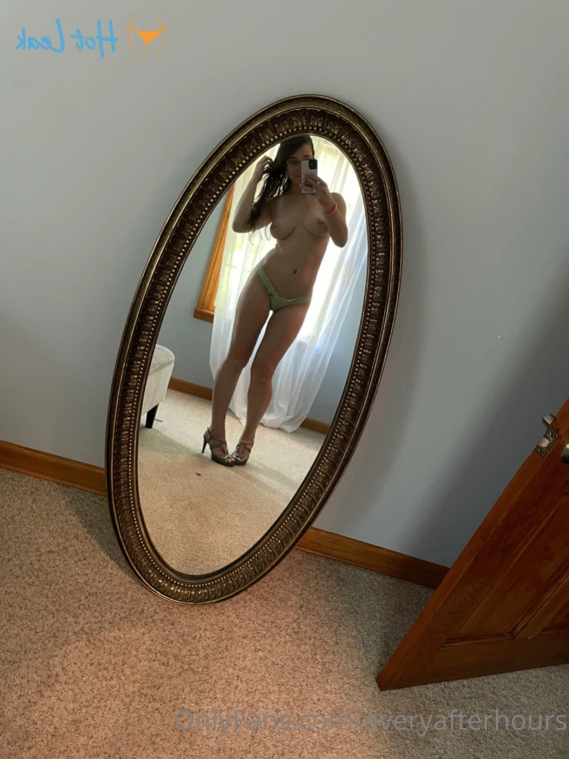👑 Avery [ averyafterhours ] Onlyfans leaked photo 15197437 on Hotleaks.tv