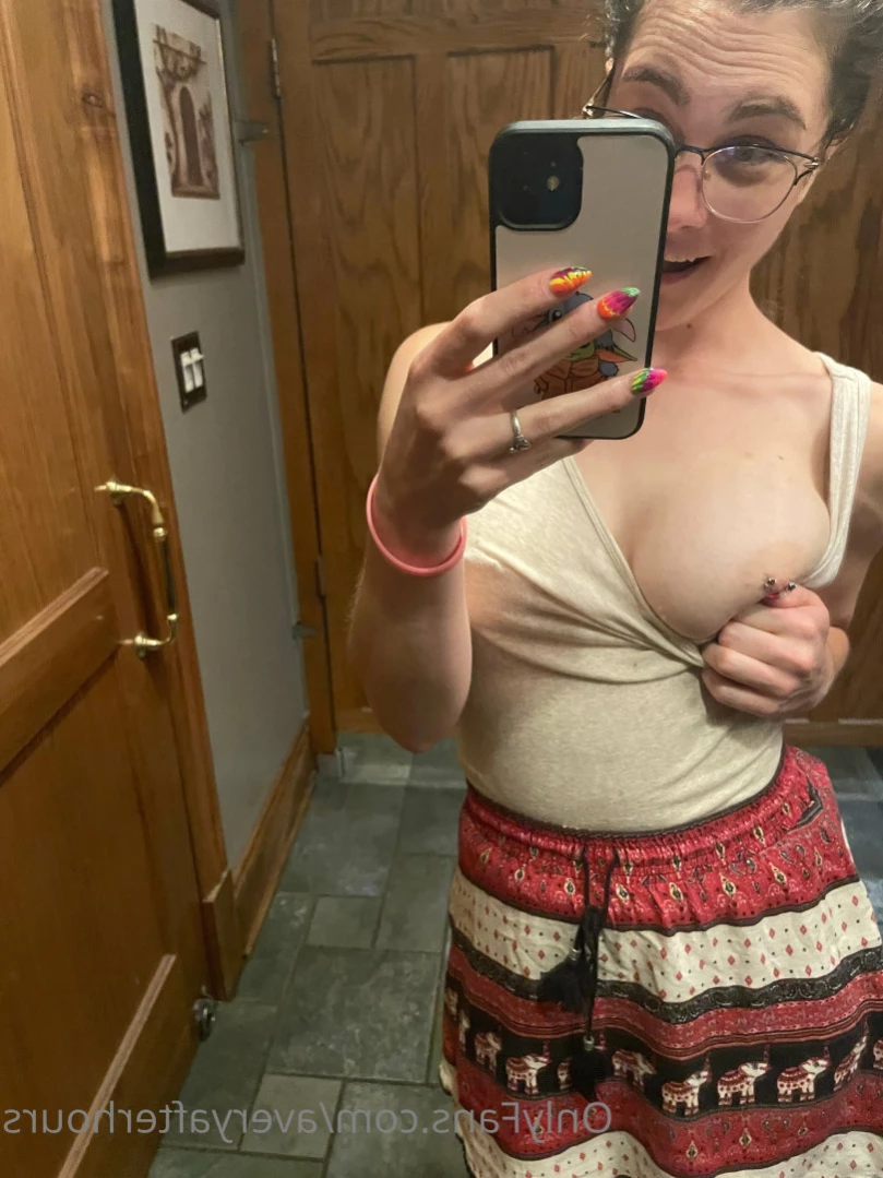 👑 Avery [ averyafterhours ] Onlyfans leaked photo 15198008 on Hotleaks.tv