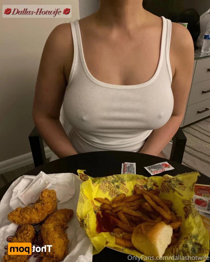 Dallas-Hotwife [ dallashotwife ] Onlyfans leaked photo 14085678 on Hotleaks.tv
