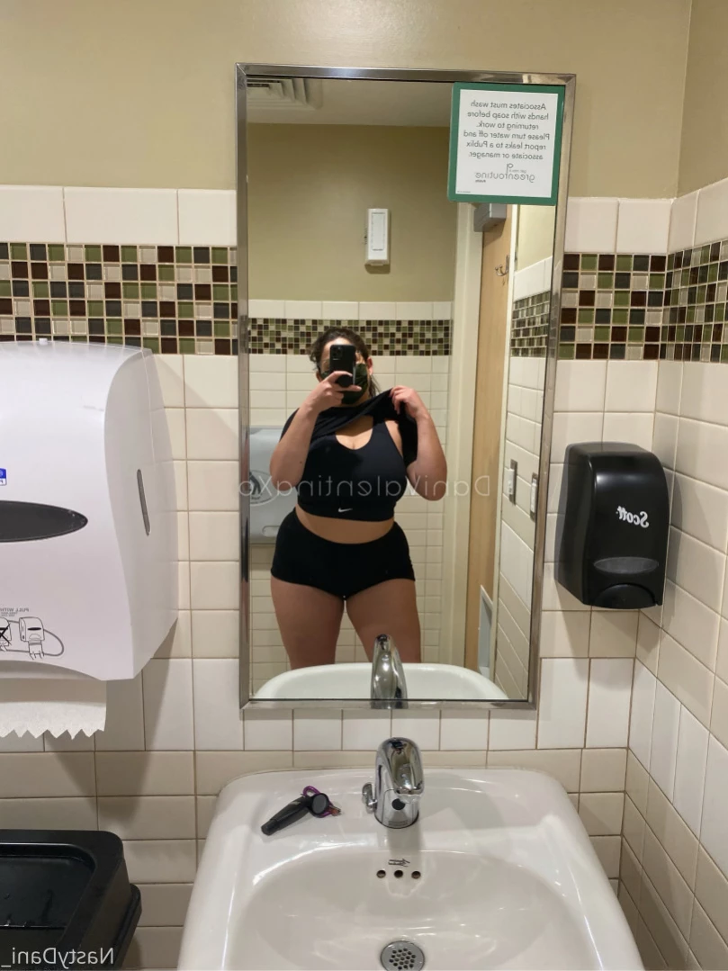 Dani Valentina [ dvalentinaxo ] Onlyfans leaked photo 14695654 on Hotleaks.tv