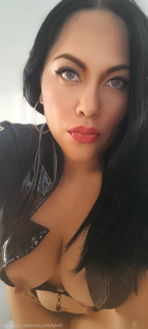 🟢 𝘽𝙄𝙂 𝙏𝙄𝙏𝙎 𝙁𝙐𝙇𝙇 𝙊𝙁 𝙈𝙊𝙈𝙈𝙔'𝙎 𝙈𝙄𝙇𝙆🍼💦 [ sweetmarianita ] Onlyfans leaked photo 13245123 on Hotleaks.tv