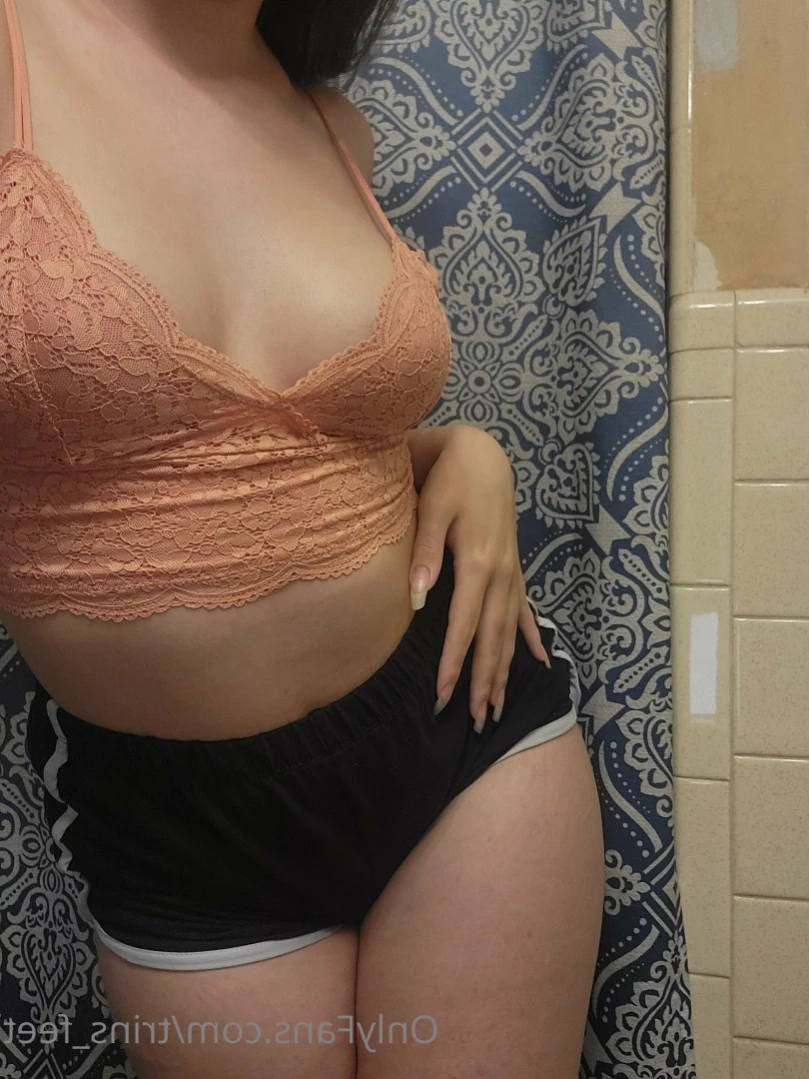 Trina [ trins_feet ] Onlyfans leaked photo 13266677 on Hotleaks.tv