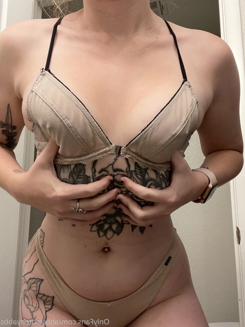 abbsoluteltyabbs Onlyfans leaked photo 15733413 on Hotleaks.tv