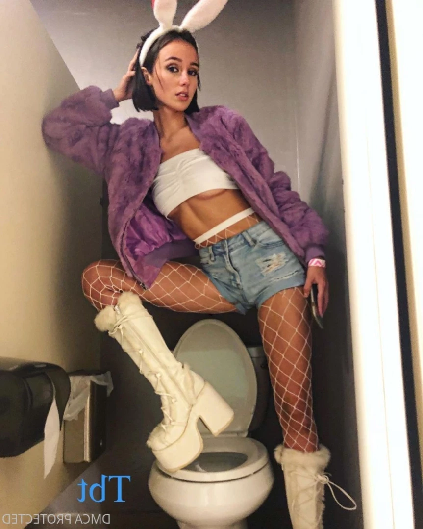 christinasage1996 Onlyfans leaked photo 14845384 on Hotleaks.tv