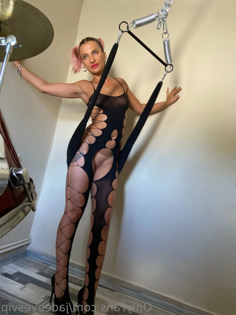 jadeeyesvip Onlyfans leaked photo 13384024 on Hotleaks.tv