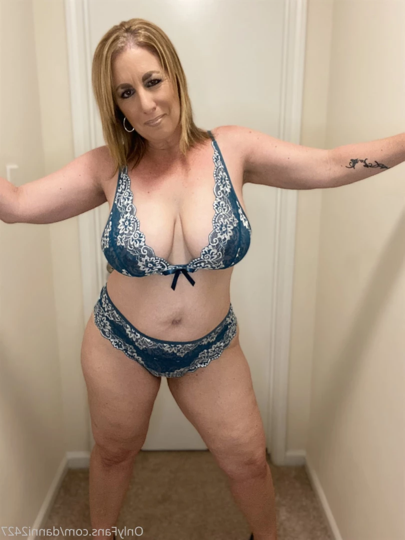 Danni Jones 2427 [ danni2427 ] Onlyfans leaked photo 16432150 on Hotleaks.tv