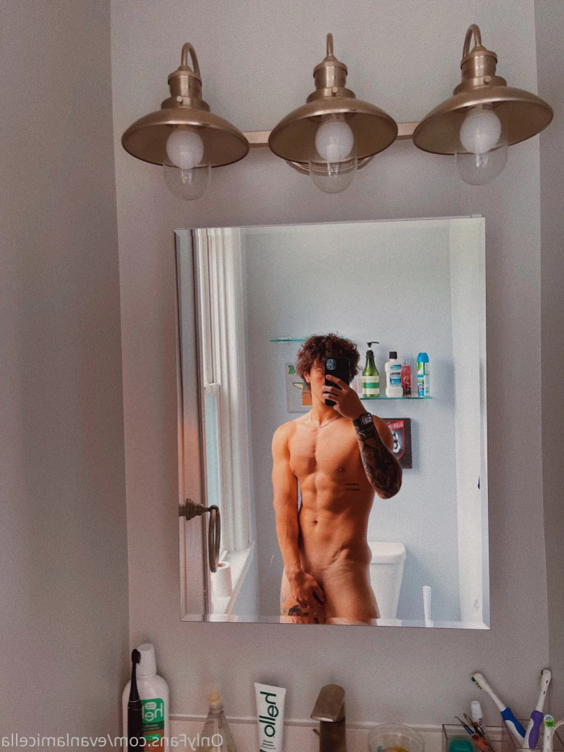 Evan Lamicella [ evanlamicella ] Onlyfans leaked photo 11798363 on Hotleaks.tv