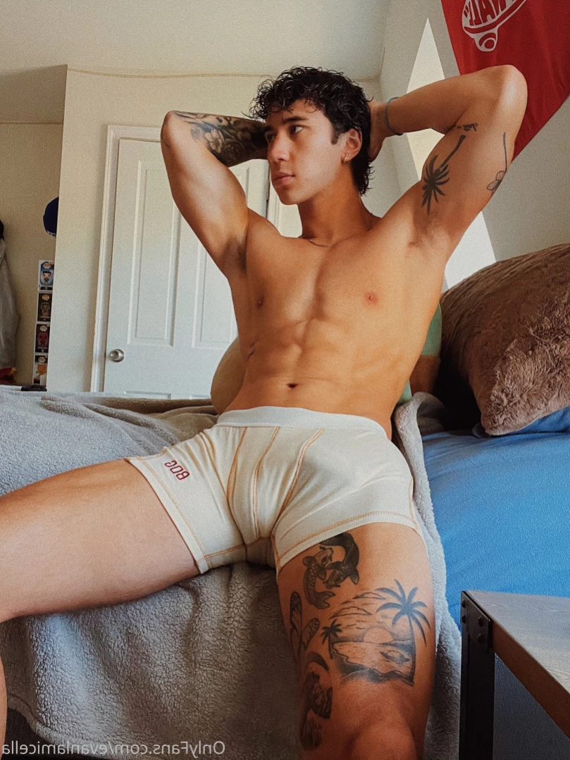Evan Lamicella [ evanlamicella ] Onlyfans leaked photo 12585323 on Hotleaks.tv