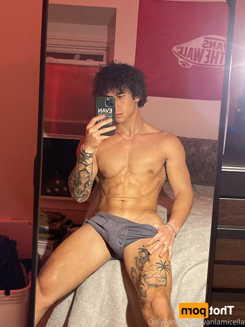 Evan Lamicella [ evanlamicella ] Onlyfans leaked photo 14164471 on Hotleaks.tv