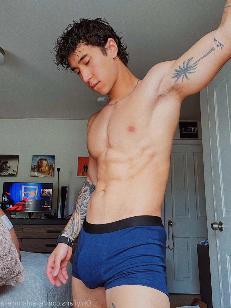 Evan Lamicella [ evanlamicella ] Onlyfans leaked photo 14280618 on Hotleaks.tv