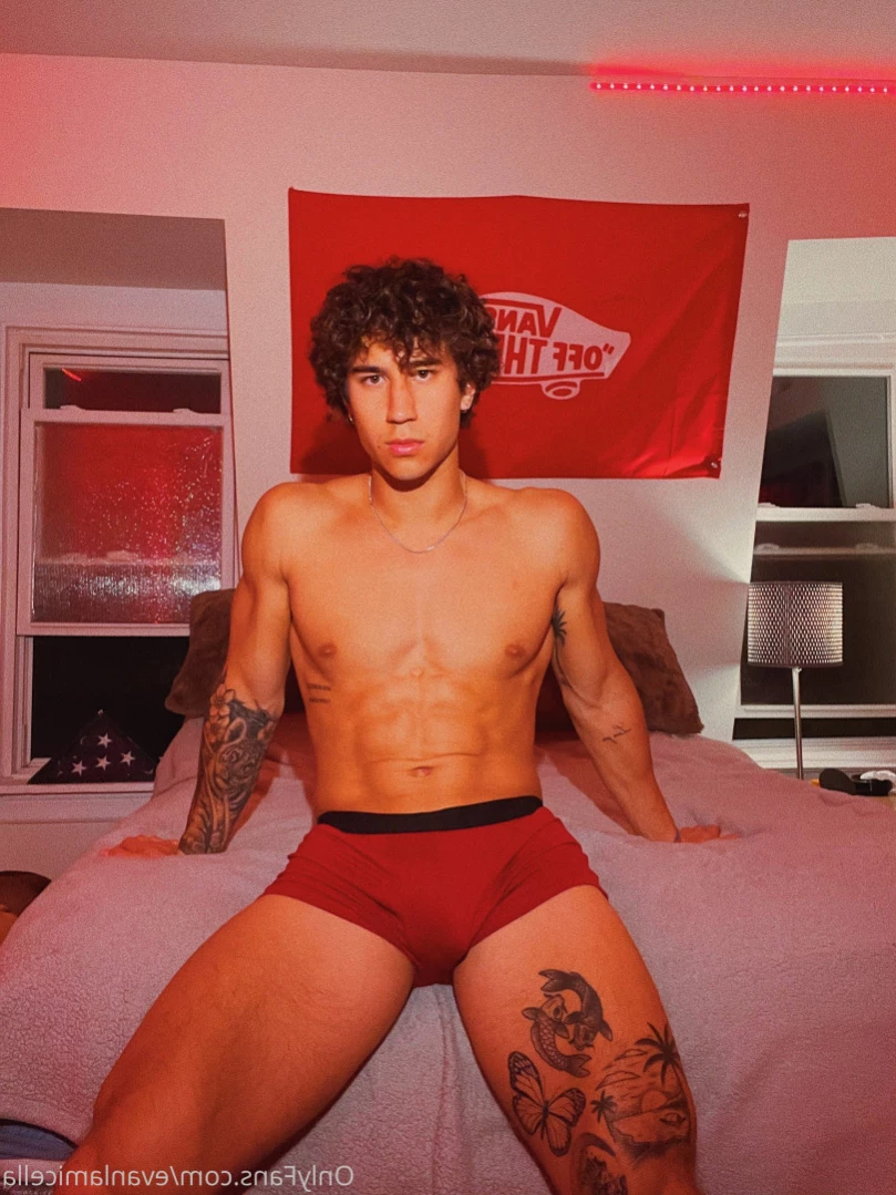 Evan Lamicella [ evanlamicella ] Onlyfans leaked photo 14515868 on Hotleaks.tv