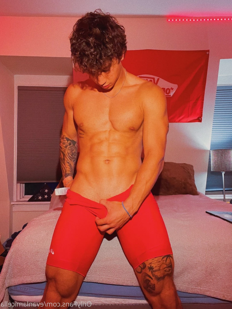 Evan Lamicella [ evanlamicella ] Onlyfans leaked photo 14904128 on Hotleaks.tv