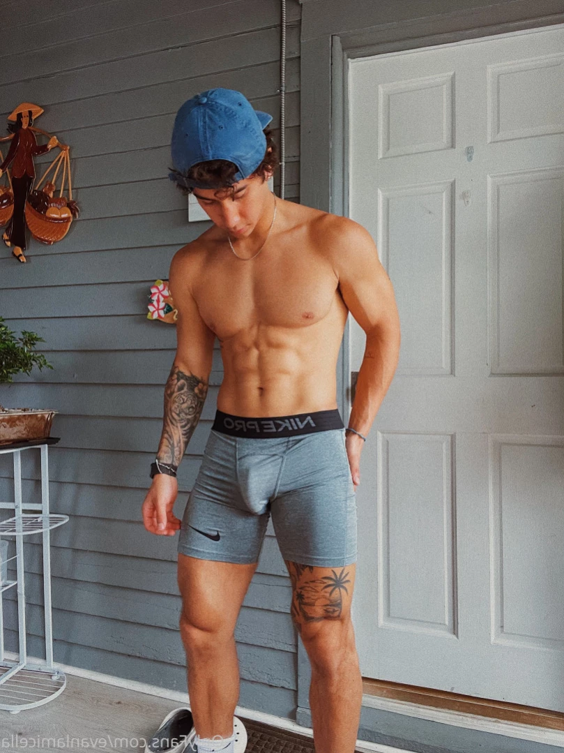 Evan Lamicella [ evanlamicella ] Onlyfans leaked photo 16051292 on Hotleaks.tv