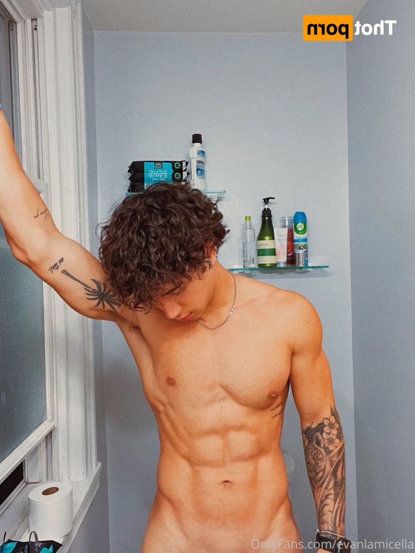 Evan Lamicella [ evanlamicella ] Onlyfans leaked photo 16176728 on Hotleaks.tv