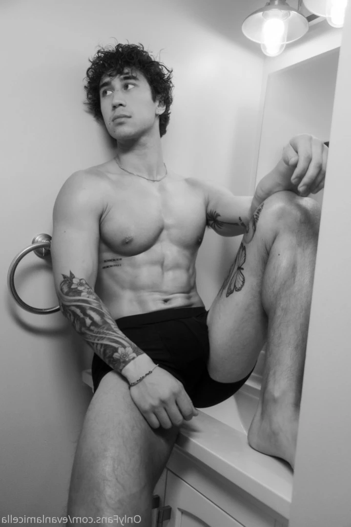 Evan Lamicella [ evanlamicella ] Onlyfans leaked photo 16368579 on Hotleaks.tv