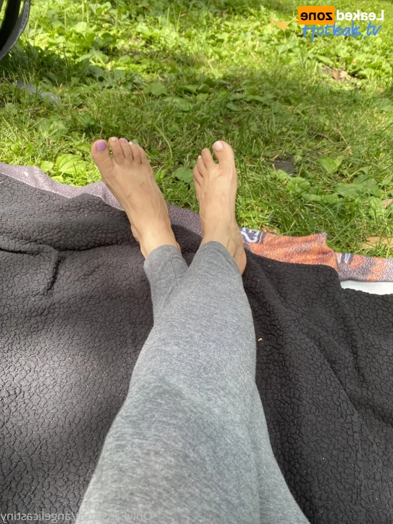 Little foot [ angelicastiny ] Onlyfans leaked photo 16184705 on Hotleaks.tv