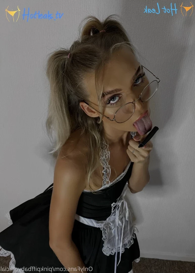 your favourite loner st0ner <3 [ pinkpiffbabyofficial ] Onlyfans leaked photo 11874721 on Hotleaks.tv