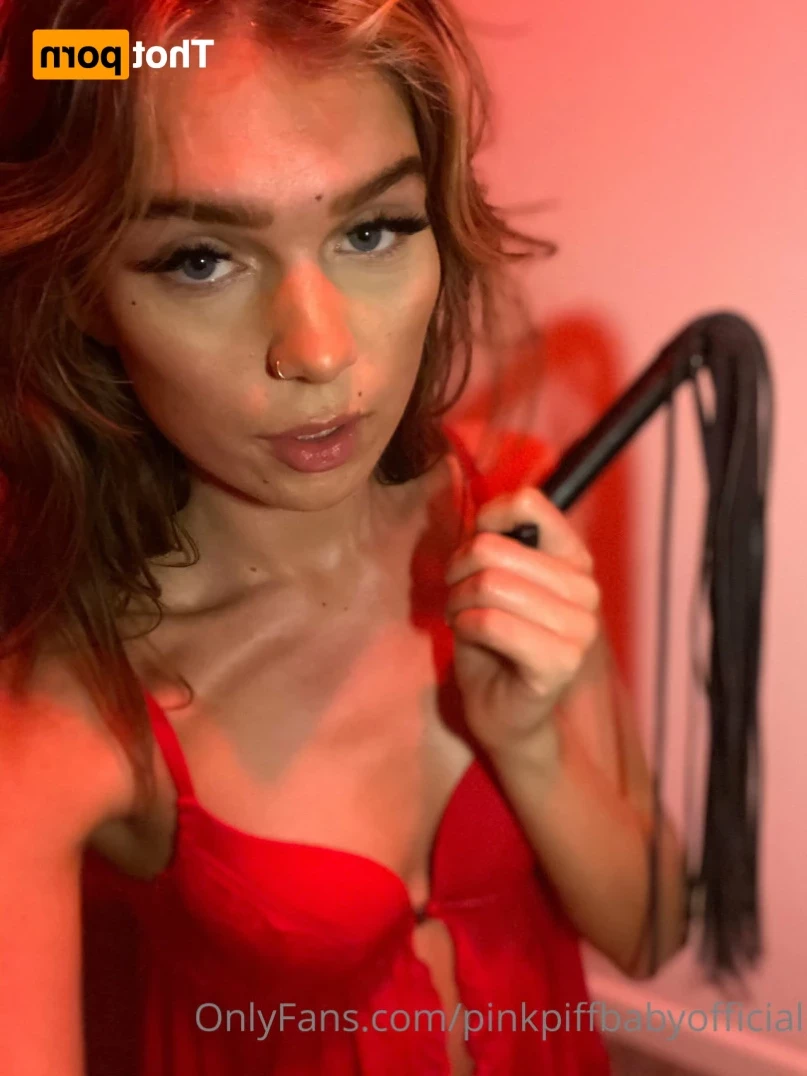 your favourite loner st0ner <3 [ pinkpiffbabyofficial ] Onlyfans leaked photo 12838355 on Hotleaks.tv