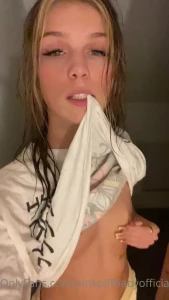 your favourite loner st0ner <3 [ pinkpiffbabyofficial ] Onlyfans leaked video 13232277 on Hotleaks.tv