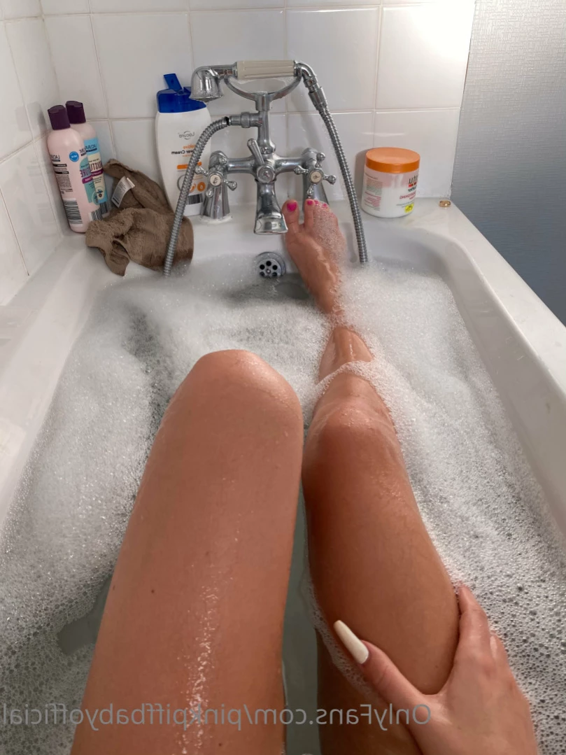 your favourite loner st0ner <3 [ pinkpiffbabyofficial ] Onlyfans leaked photo 14004409 on Hotleaks.tv
