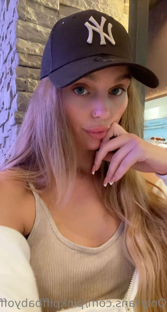 your favourite loner st0ner <3 [ pinkpiffbabyofficial ] Onlyfans leaked photo 14833526 on Hotleaks.tv