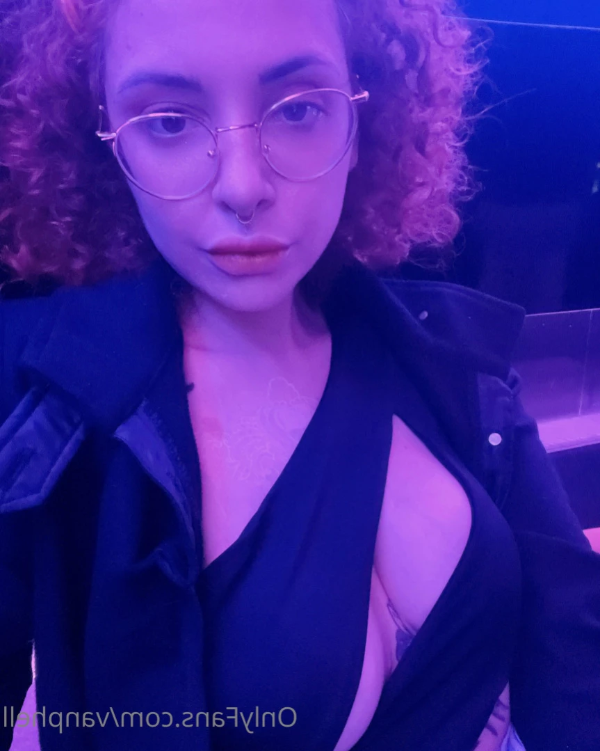 Vanp [ vanphell ] Onlyfans leaked photo 13180777 on Hotleaks.tv