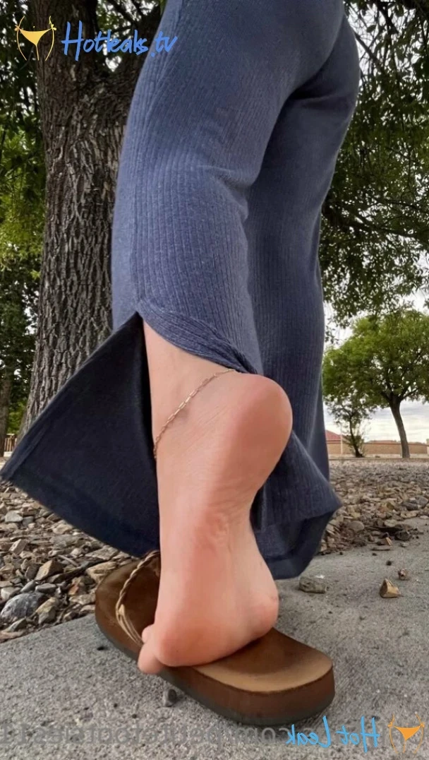 Petite Feet Penelope [ penelopestootsies739 ] Onlyfans leaked photo 12304246 on Hotleaks.tv