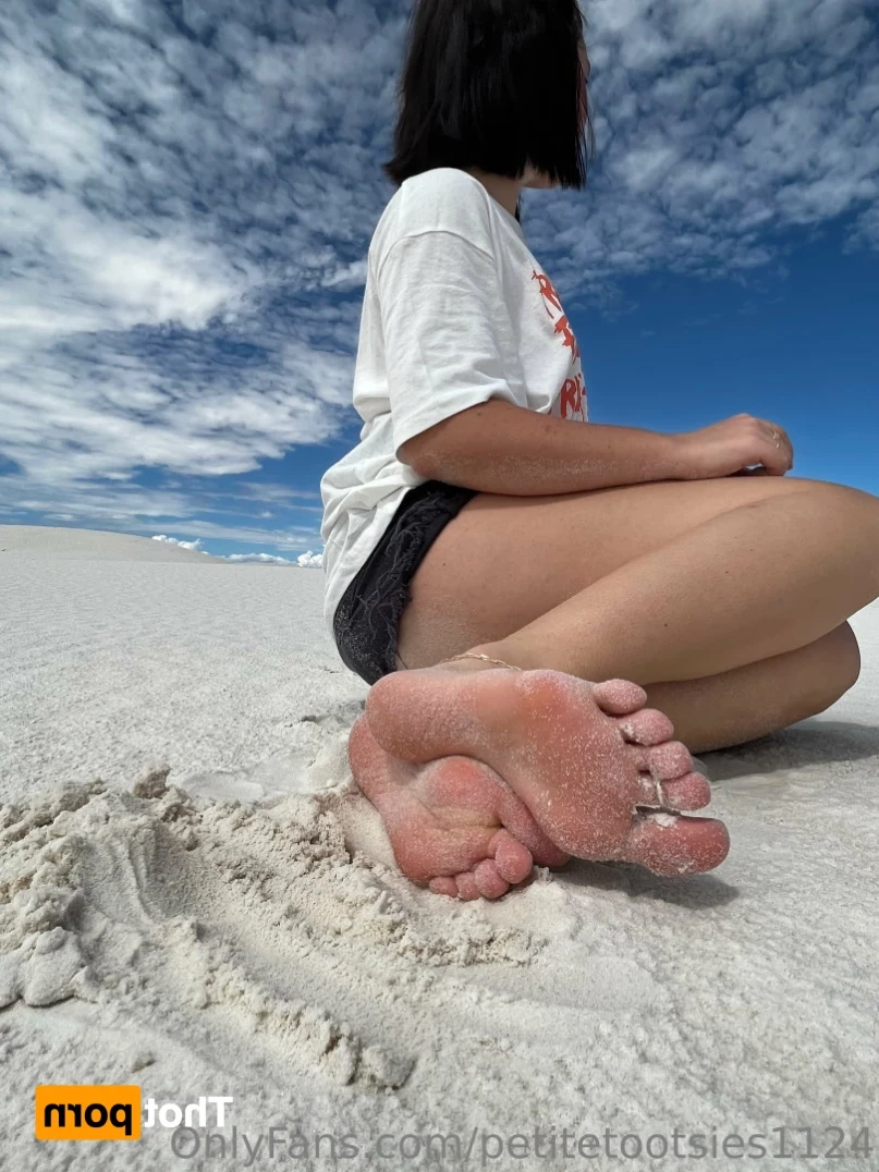 Petite Feet Penelope [ penelopestootsies739 ] Onlyfans leaked photo 12304632 on Hotleaks.tv